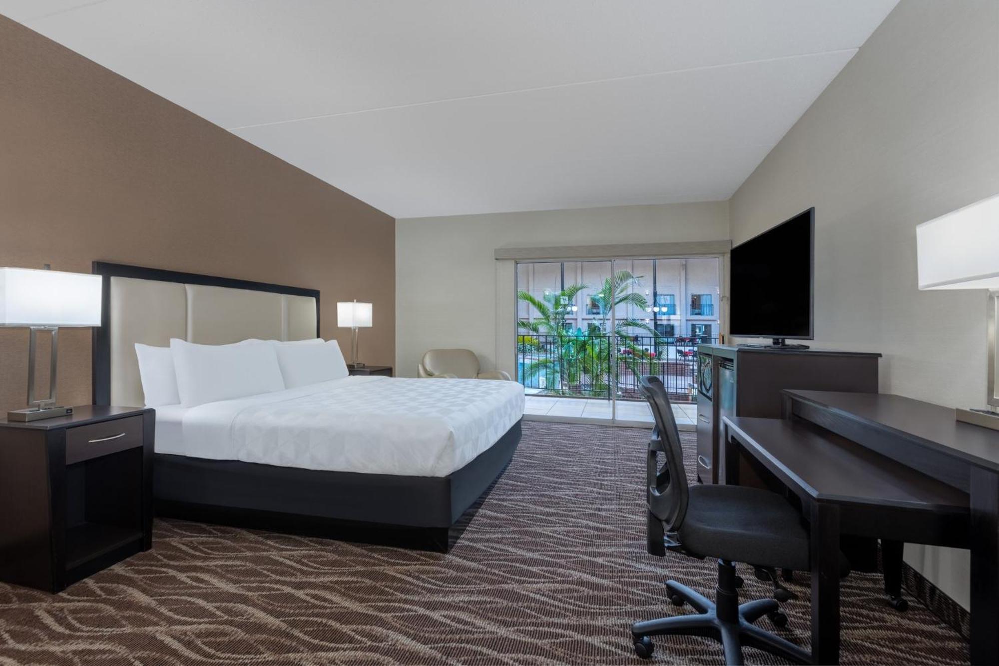 Holiday Inn Des Moines-Airport Conf Center By Ihg Екстер'єр фото