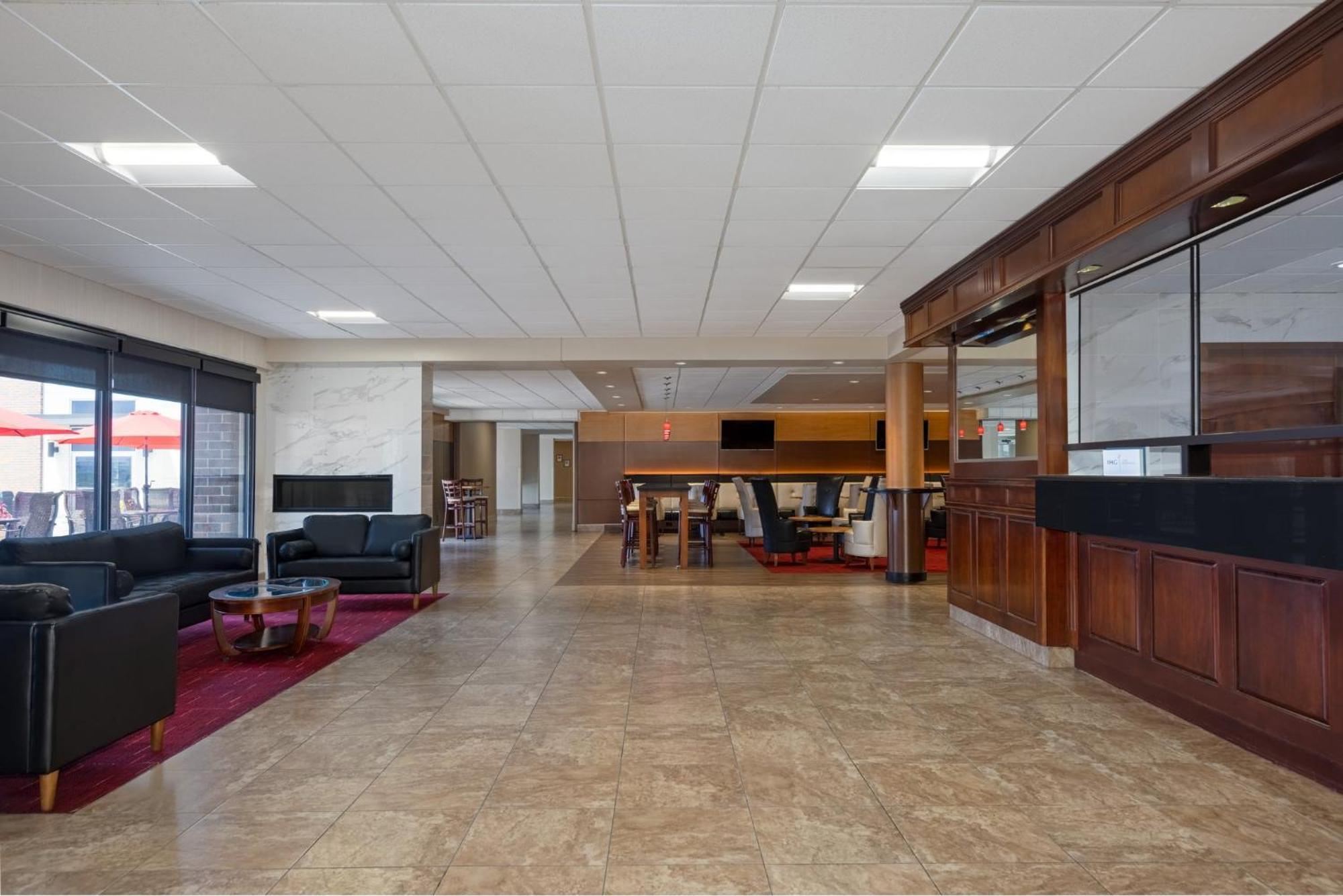 Holiday Inn Des Moines-Airport Conf Center By Ihg Екстер'єр фото