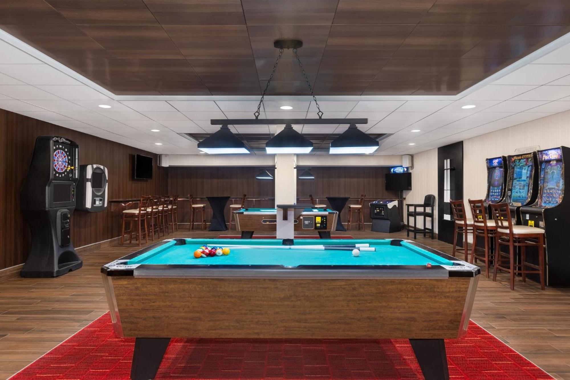 Holiday Inn Des Moines-Airport Conf Center By Ihg Екстер'єр фото