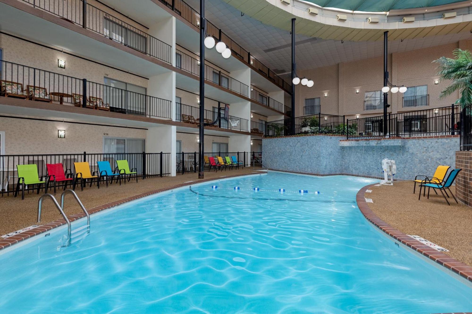 Holiday Inn Des Moines-Airport Conf Center By Ihg Екстер'єр фото